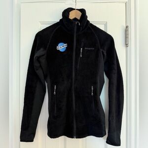 Patagonia Women's R2 Fleece Jacket with company logo, black size Small